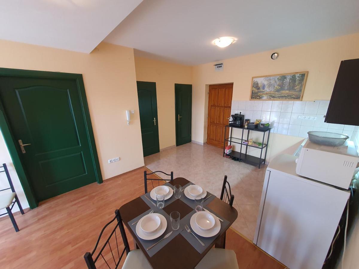 Cserke-Thermal Apartman Cserkeszolo Ngoại thất bức ảnh